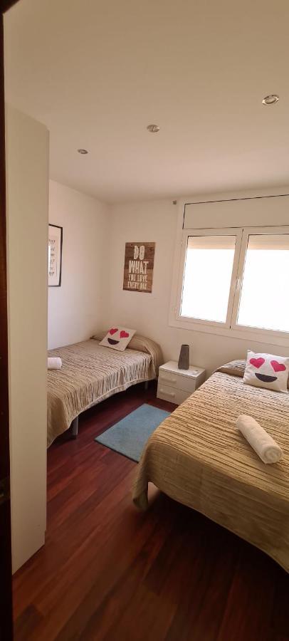 Habitaciones Camp Nou Apartment ロスピタレート・デ・リョブレガート エクステリア 写真