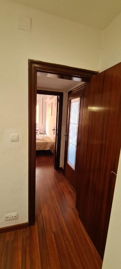 Habitaciones Camp Nou Apartment ロスピタレート・デ・リョブレガート エクステリア 写真